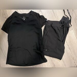 Med Couture Scrub Set